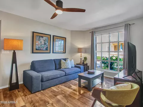 Living - 1333 E Morten Ave #105, Phoenix, AZ 85020 photo 2 of 3