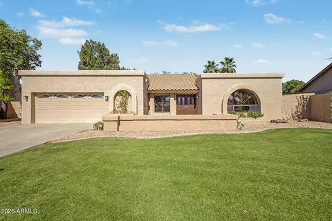 2951 N Carriage Ln, Chandler, AZ 85224
