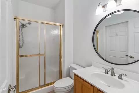 Bath - 211 E Rhea Rd, Tempe, AZ 85284 photo 4 of 4
