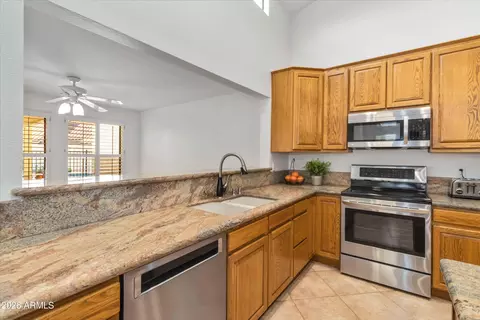 Kitchen - 211 E Rhea Rd, Tempe, AZ 85284 photo 3 of 4