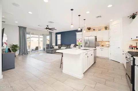 2628 W Huntington Dr, Phoenix, AZ 85041 photo 4