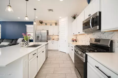 2628 W Huntington Dr, Phoenix, AZ 85041 photo 7