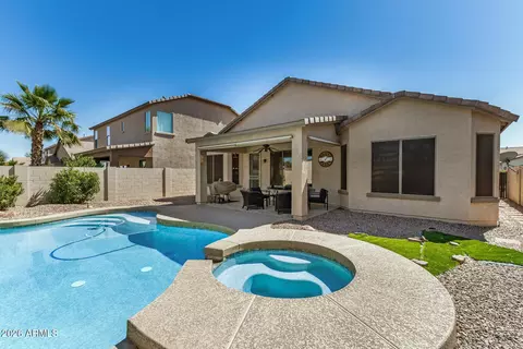 43282 W Lindgren Dr, Maricopa, AZ 85138