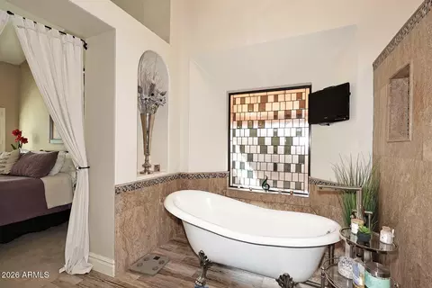 Bath - 2139 E Tecoma Rd, Phoenix, AZ 85048 photo 4 of 7