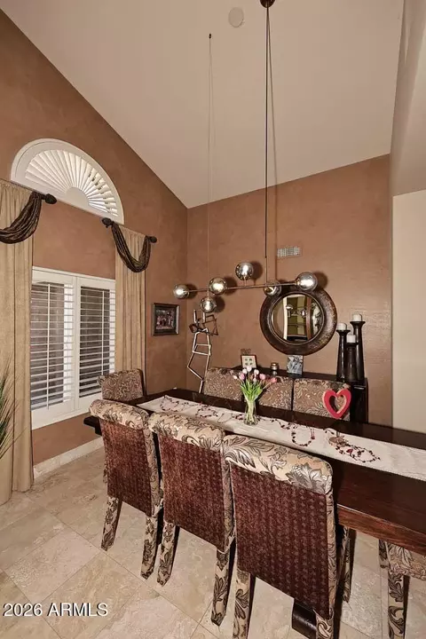Dining - 2139 E Tecoma Rd, Phoenix, AZ 85048 photo 2 of 3