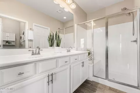 Bath - 10320 E Tupelo Ave, Mesa, AZ 85212 photo 1 of 2