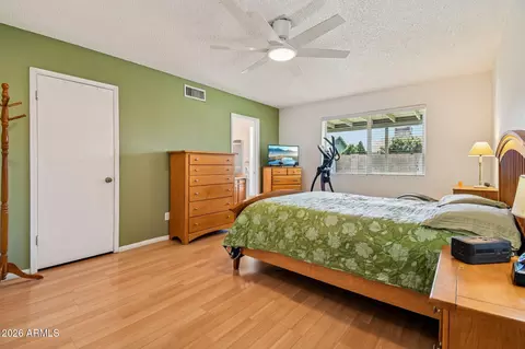 Bedroom - 3923 W Aster Dr, Phoenix, AZ 85029 photo 5 of 7