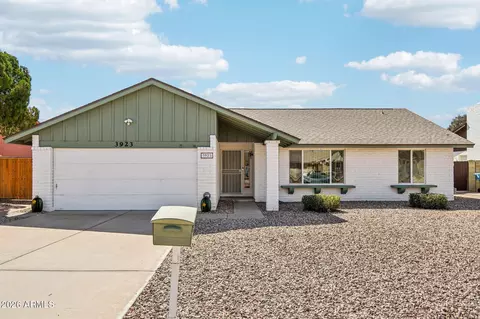 3923 W Aster Dr, Phoenix, AZ 85029