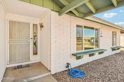 Exterior - 3923 W Aster Dr, Phoenix, AZ 85029 photo 5 of 8