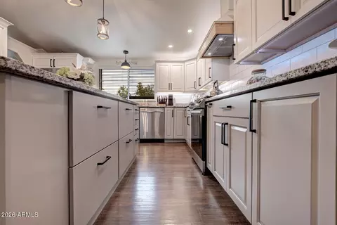 Kitchen - 904 N Mclane Rd, Payson, AZ 85541 photo 2 of 4