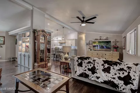 Living - 904 N Mclane Rd, Payson, AZ 85541 photo 2 of 5