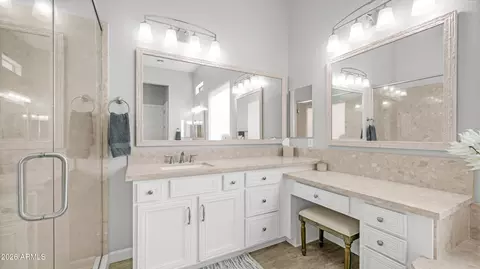 Bath - 2219 N Estates Cir, Mesa, AZ 85207 photo 2 of 8