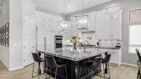 Kitchen - 2219 N Estates Cir, Mesa, AZ 85207 photo 4 of 8