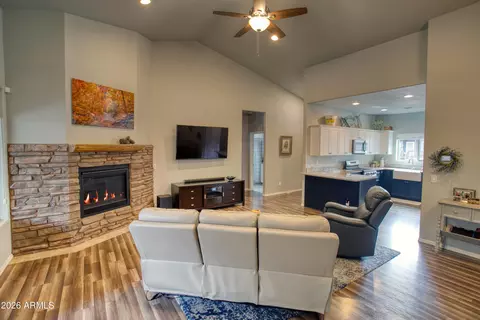 770 W Yeager Ln, Lakeside, AZ 85929