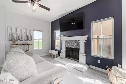 Other - 5015 E Cheyenne Dr #21, Phoenix, AZ 85044 photo 1 of 7