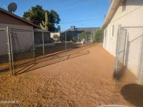 Exterior - 908 S Ocotillo Dr, Apache Junction, AZ 85120 photo 2 of 12