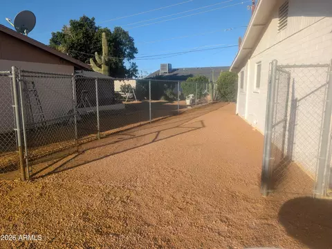 Exterior - 908 S Ocotillo Dr, Apache Junction, AZ 85120 photo 3 of 12