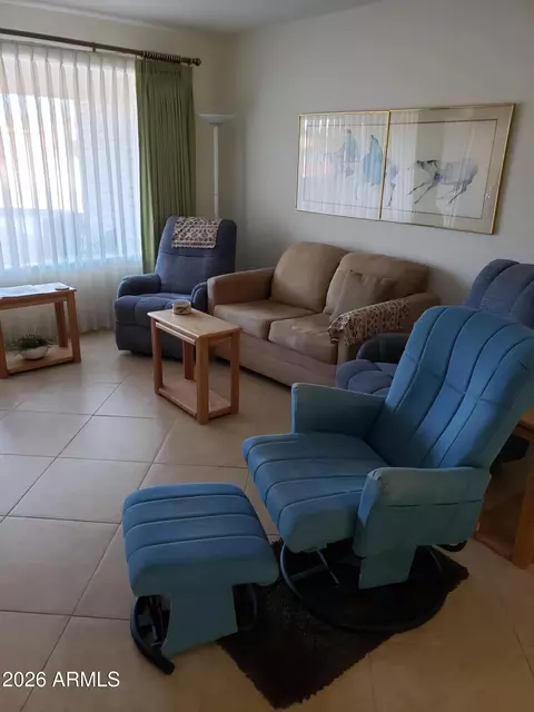 Living - 908 S Ocotillo Dr, Apache Junction, AZ 85120 photo 5 of 6