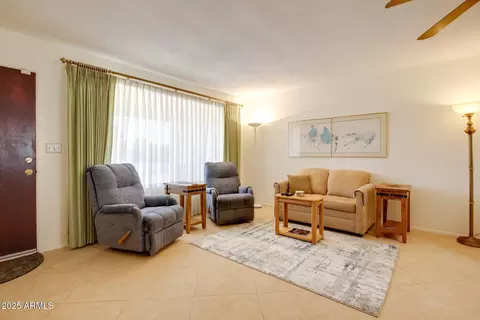 Living - 908 S Ocotillo Dr, Apache Junction, AZ 85120 photo 2 of 6
