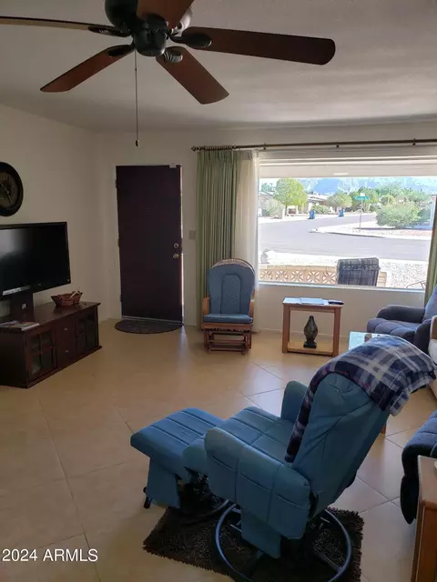 Living - 908 S Ocotillo Dr, Apache Junction, AZ 85120 photo 3 of 6