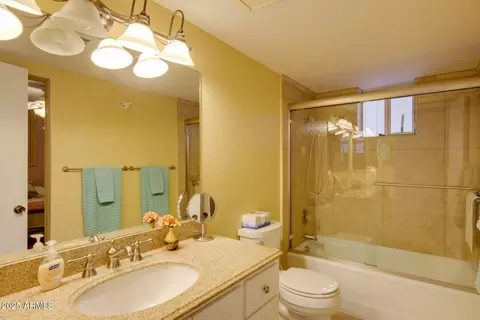 Bath - 908 S Ocotillo Dr, Apache Junction, AZ 85120 photo 4 of 5