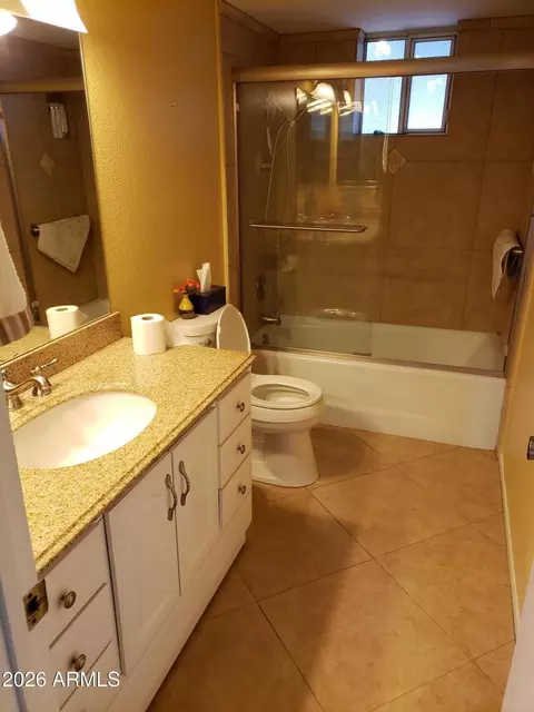 Bath - 908 S Ocotillo Dr, Apache Junction, AZ 85120 photo 5 of 5
