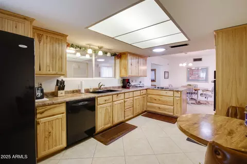 Kitchen - 908 S Ocotillo Dr, Apache Junction, AZ 85120 photo 2 of 8