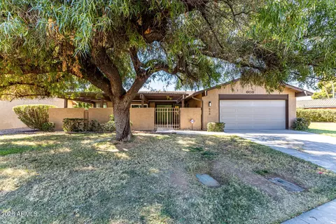 608 S Leisure World Dr, Mesa, AZ 85206