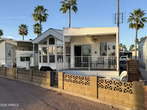 2260 S Seminole Dr, Apache Junction, AZ 85119 photo 3