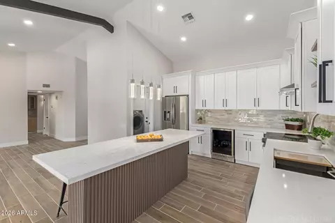 220 W Oraibi Dr, Phoenix, AZ 85027 photo 12
