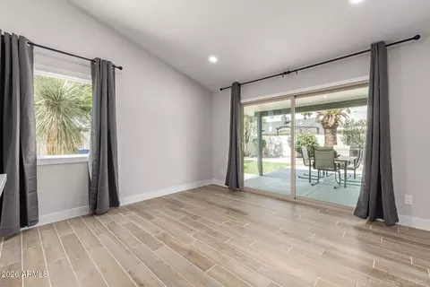 220 W Oraibi Dr, Phoenix, AZ 85027 photo 10