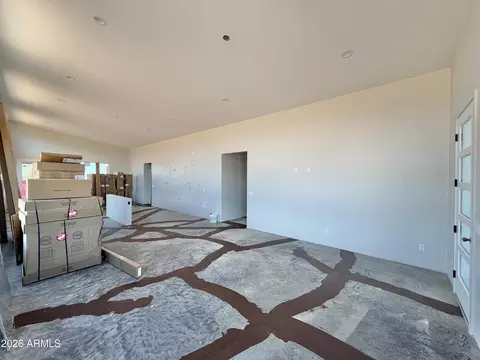 Living - 6553 E La Pradera Ln, Hereford, AZ 85615 photo 4 of 4