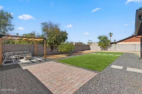 Exterior - 2210 Edgewood Ave, Mesa, AZ 85204 photo 5 of 7