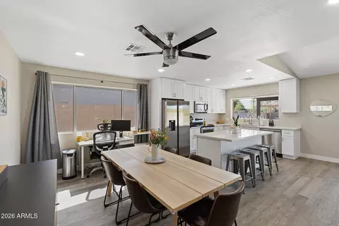 Dining - 2210 Edgewood Ave, Mesa, AZ 85204 photo 3 of 4