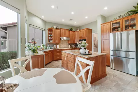 Kitchen - 4432 E Walnut Rd, Gilbert, AZ 85298 photo 4 of 5