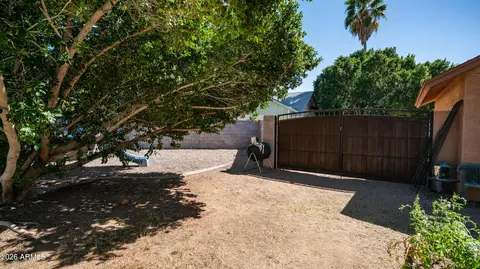 Exterior - 8158 E Fox St, Mesa, AZ 85207 photo 13 of 14