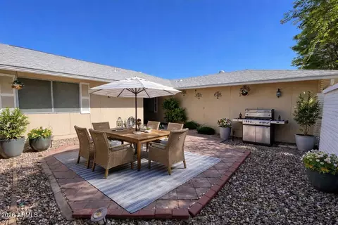 17889 N 99th Dr, Sun City, AZ 85373