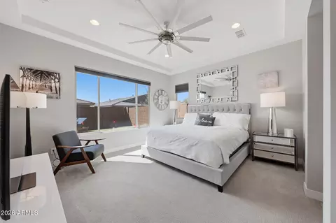 Bedroom - 2831 E Robin Ln, Phoenix, AZ 85050 photo 1 of 7