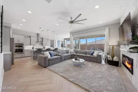 Other - 2831 E Robin Ln, Phoenix, AZ 85050 photo 3 of 25