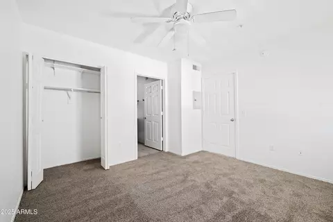 Bedroom - 1295 N Ash St #817, Gilbert, AZ 85233 photo 1 of 2