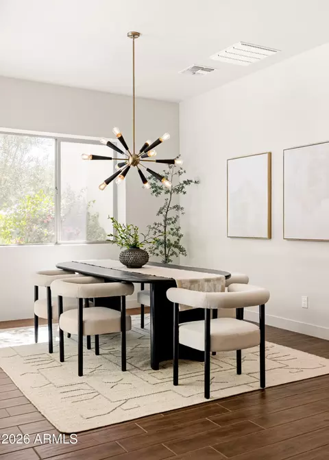 Dining - 625 W Echo Ln, Phoenix, AZ 85021 photo 2 of 2