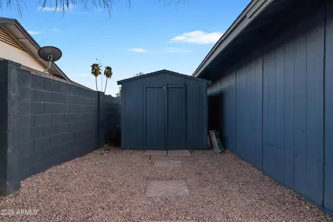 Exterior - 3046 E Glade Ave, Mesa, AZ 85204 photo 9 of 17