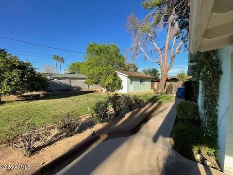 Exterior - 1302 W Hayward Ave, Phoenix, AZ 85021 photo 3 of 5