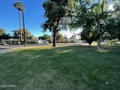 Exterior - 1302 W Hayward Ave, Phoenix, AZ 85021 photo 1 of 5