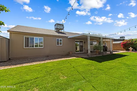 Exterior - 2814 E Sierra St, Phoenix, AZ 85028 photo 3 of 6