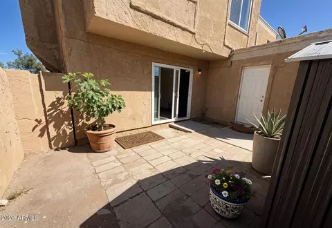 Exterior - 4513 E Riverside St, Phoenix, AZ 85040 photo 4 of 9