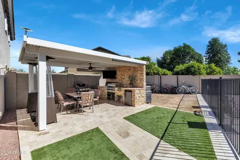 Exterior - 309 E Ingram St, Mesa, AZ 85201 photo 8 of 11