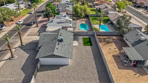 View/Area - 8944 N 17th Ln, Phoenix, AZ 85021 photo 3 of 5