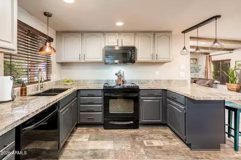 3508 E Beverly Ln, Phoenix, AZ 85032 photo 18