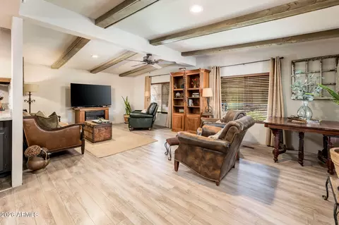3508 E Beverly Ln, Phoenix, AZ 85032 photo 8